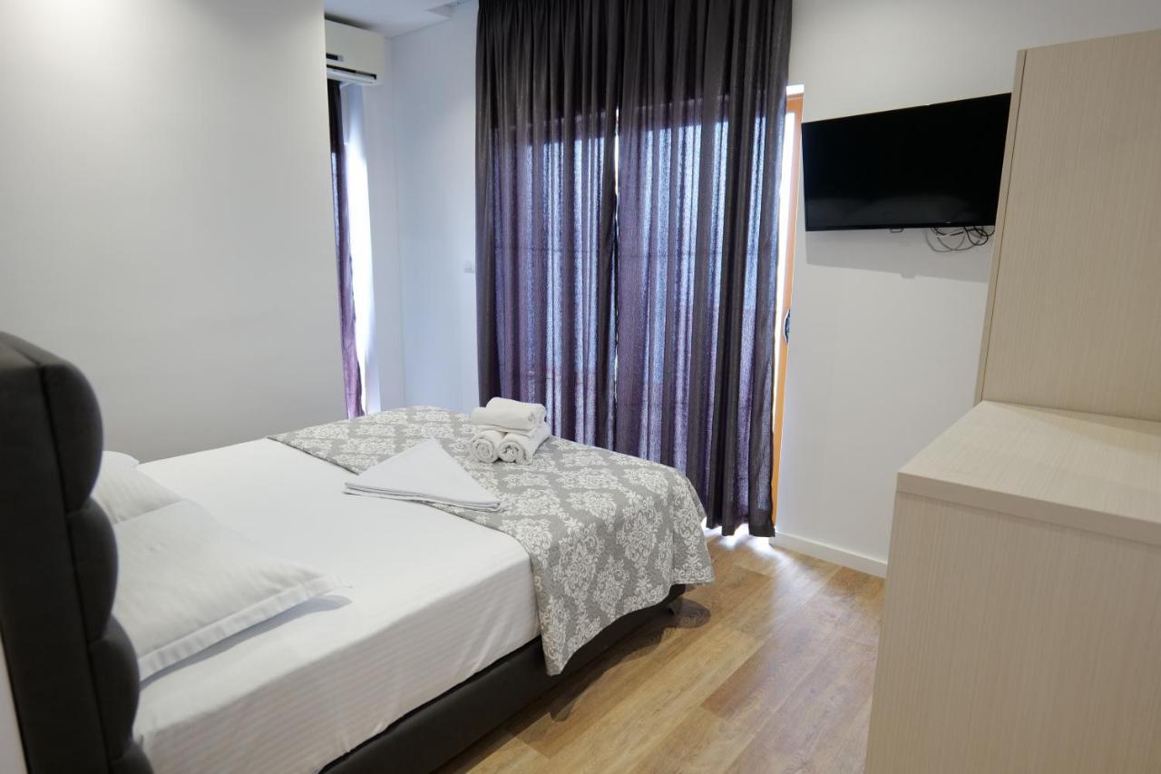Blue Bay Hotel Саранда Экстерьер фото