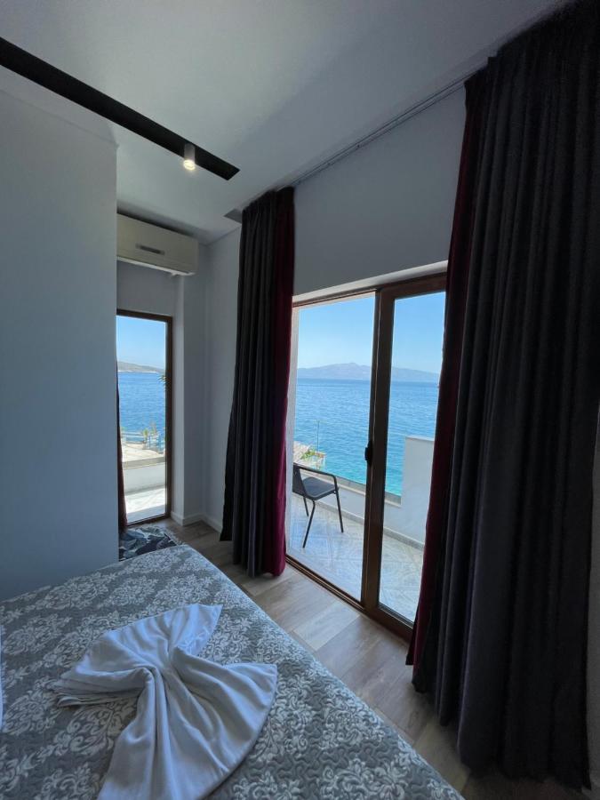 Blue Bay Hotel Саранда Экстерьер фото