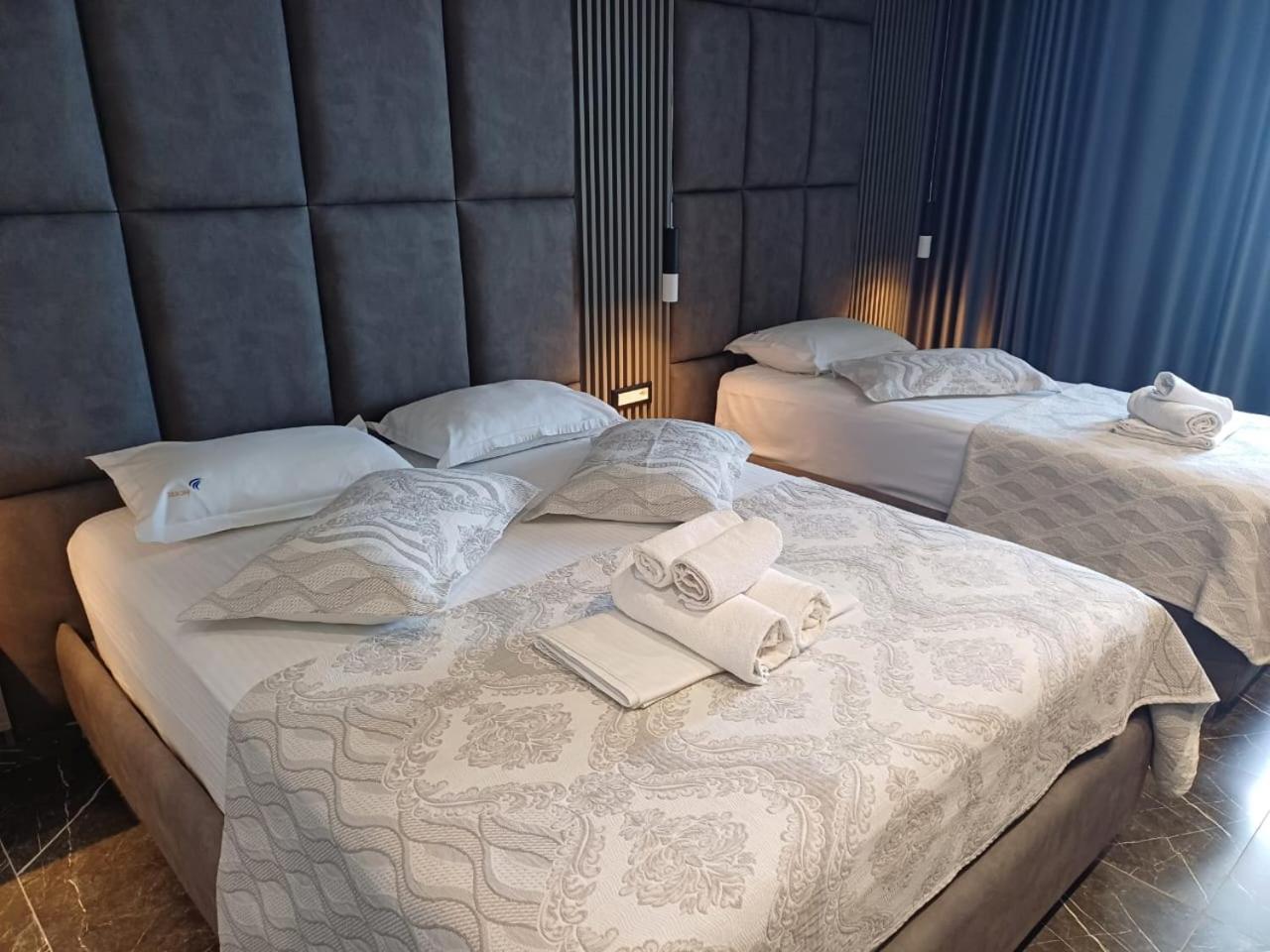 Blue Bay Hotel Саранда Экстерьер фото