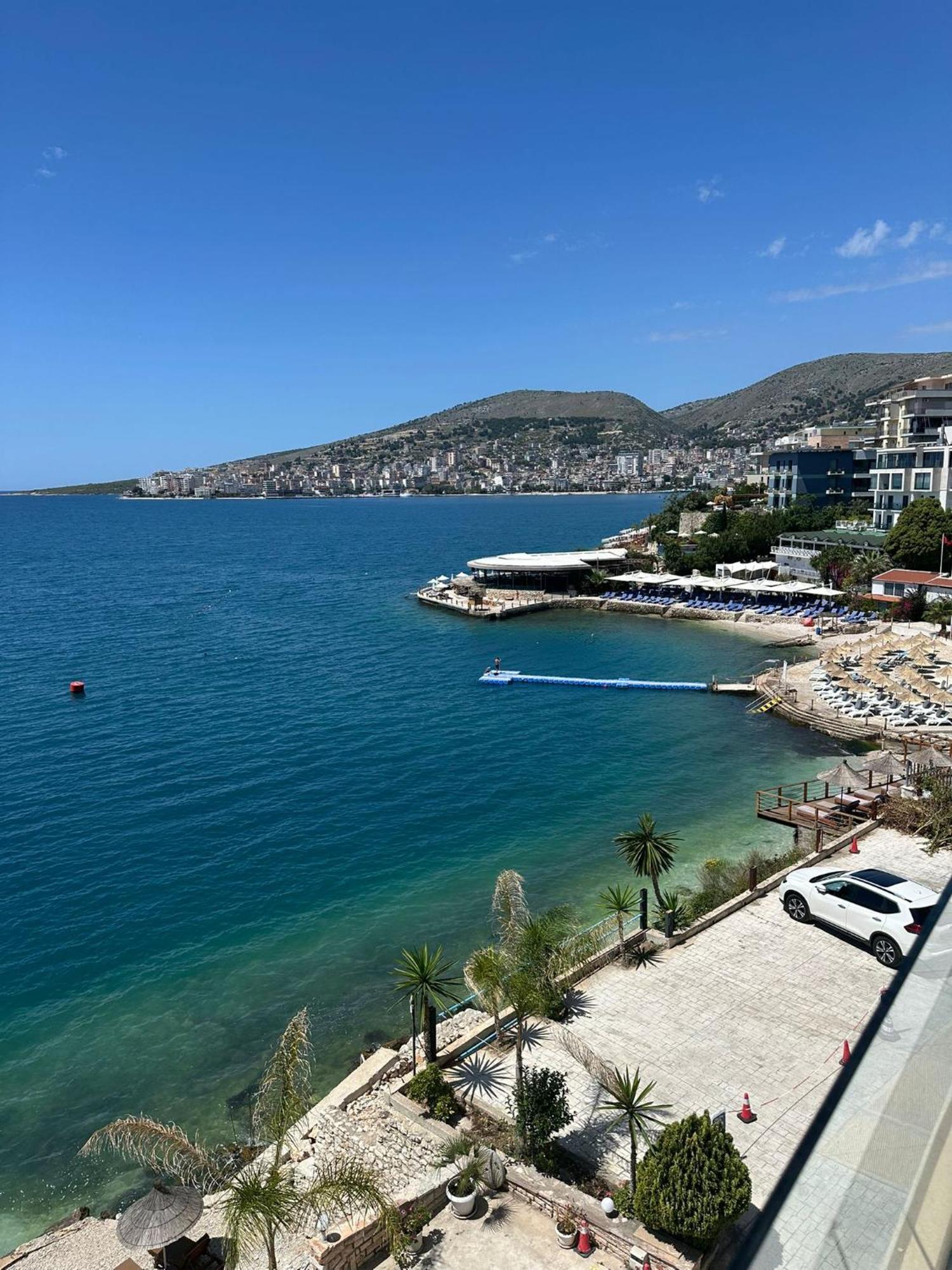 Blue Bay Hotel Саранда Экстерьер фото