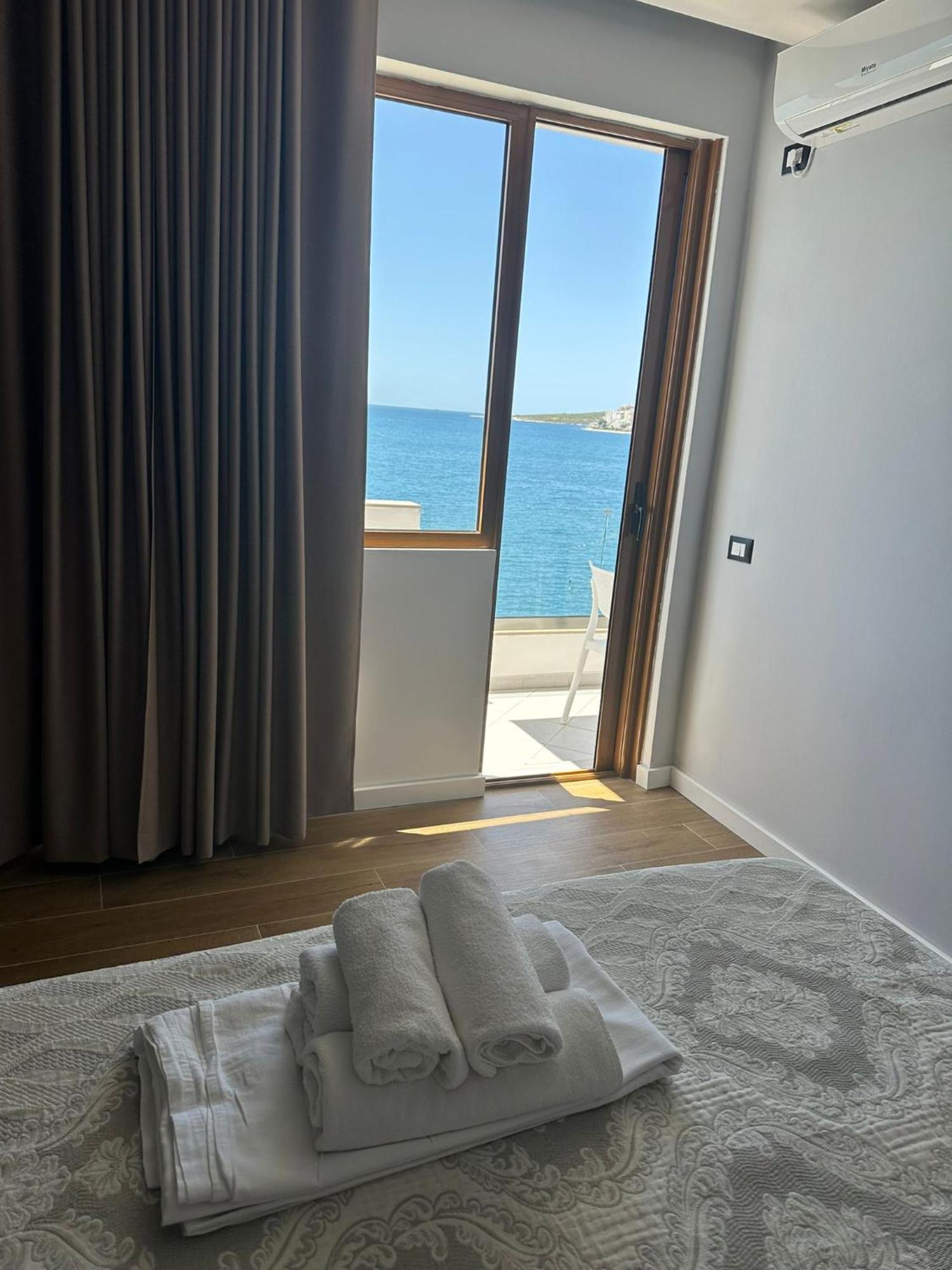 Blue Bay Hotel Саранда Экстерьер фото